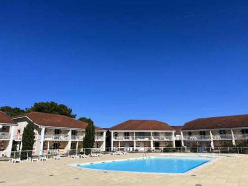 Le Verdon-sur-Mer Apartamento | Résidence Les Vertmarines - 074 - Appartement dans une résidence privée avec piscine MAE-4151