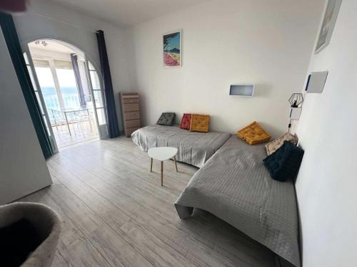 Les Lecques Apartamento | Résidence Oustalet - Studio avec magnifique vue panoramique sur la mer à St Cyr Sur mer MAE-1611