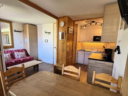 Belle Plagne Apartamento | Résidence Pierre De Soleil - Studio cosy · Skis aux pieds MAE-3617