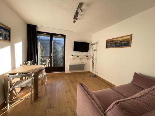 Flaine Apartamento | Résidence Pollux - Studio rénové et confortable · Proche des pistes et des commerces · Balcon MAE-7397