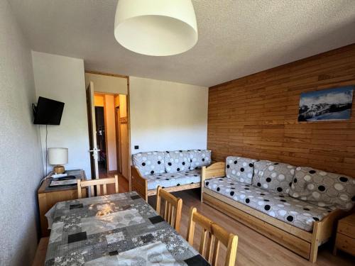 Belle Plagne Apartamento | Résidence Turquoise - Appartement fonctionnel · Skis aux pieds · Balcon · Vue pistes MAE-3689