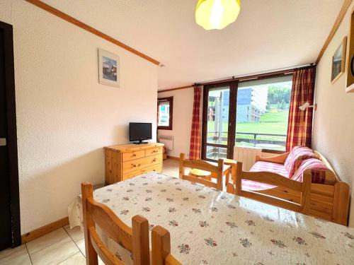Les Menuires Apartamento | Résidence Villaret - Studio cabine 4 personnes avec vue sur les pistes MAE-5014