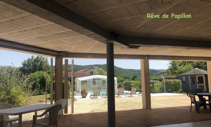 Saint-Gery Casa | Rêve de Papillon - Un beau gîte dans une propriété de 5000m² près du Lot