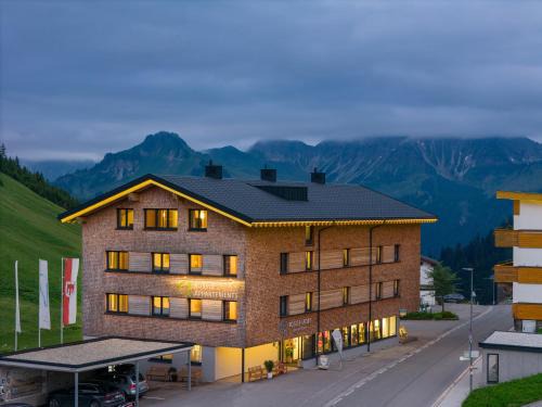 Faschina Apartamento | Rössle Appartements und Sport Rössle Skiverleih & Sportgeschäft