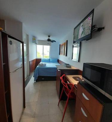 El Cangrejo Apartamento | R.1112 Estudio ejecutivo, privado con cocina y baño.