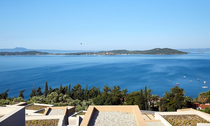 Ouranoupoli Villa | Eagles Villas Halkidiki - Residential 2 Bedroom Pool Villa with Private Garden R 845