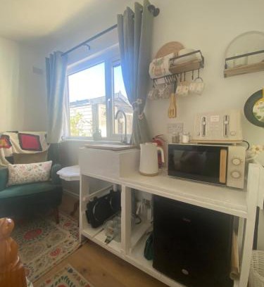 Londonderry Cabina | R and B Cosy Cabin