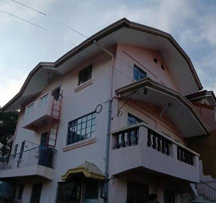 Baguio Apartamento | R and W Transient House in Baguio