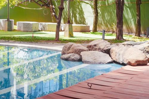 Ugong Apartamento | R'Holistay Kasara Urban Resort Residences Pasig