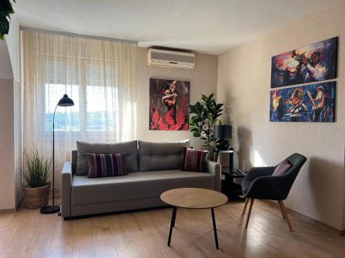 Nis Apartamento | R&R apartment Medak 3