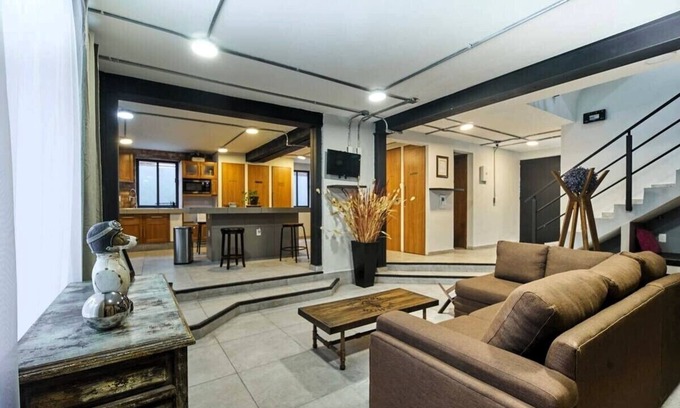 Ciudad López Mateos Casa | R10 Habitación Equipada STV WIFI Parking