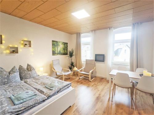 Rathmannsdorf Casa | R3 - Urlaubsmagie - Helle Wohnung mit Garten & Pool