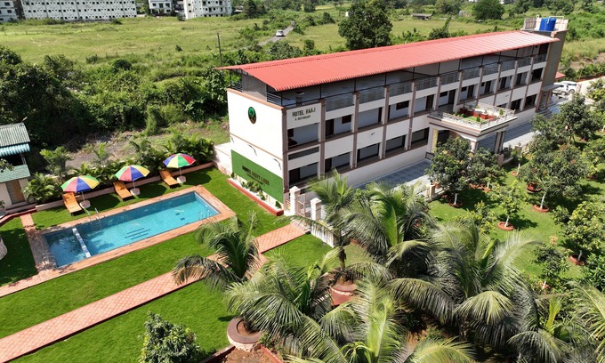 Panvel Complejo | Raaj Resort
