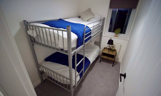 Radcliffe Casa | Radcliffe N8 - 3 Bedroom House
