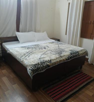 Sigra Casa | Radha Raman Guest House
