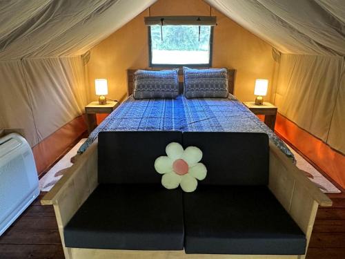 Newport Otro | Radiant Safari Tent Escape near Smoky Mountains in Tennessee