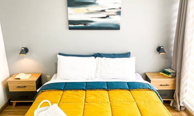 Cuenca Apartamento | [Suite Radiante] 4min al Centro + Free parking