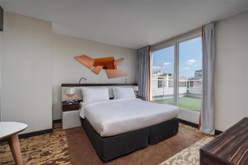 Republique–Point-du-Jour Hotel | Radisson Blu Hotel, Paris Boulogne