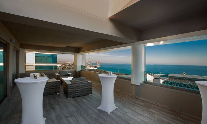 Baku Hotel | Radisson Hotel Baku