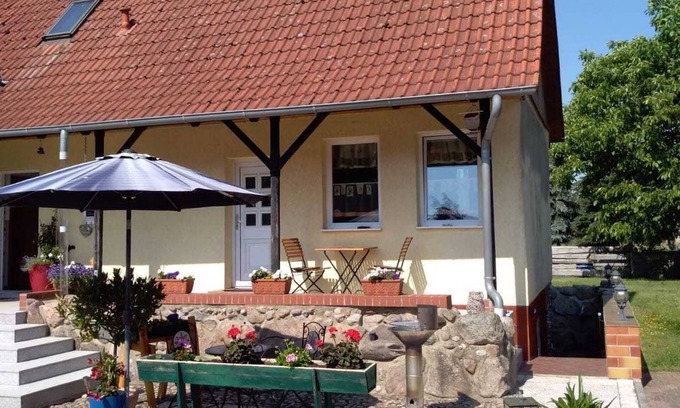 Dobbin-Linstow Casa | Radlerrast (bedroom with shower/WC 14 sqm) - Ferienhaus Streblow