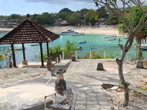Mushroom Bay Cabina | Rady Lembongan