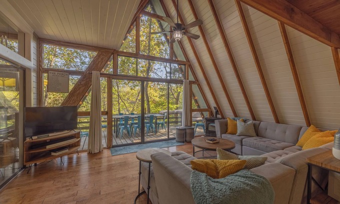 Innsbrook Chalet De Esquí | Rae of Sunshine by Innsbrook Vacations!