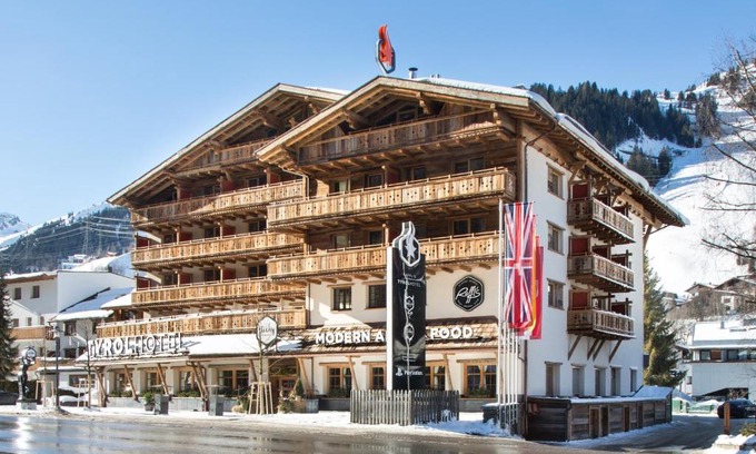 Sankt Anton am Arlberg Hotel | Raffl's Tyrol Hotel