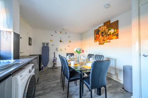 Leeds Casa | -RAGS- For your relaxed, Cosy Stay, Free Parking