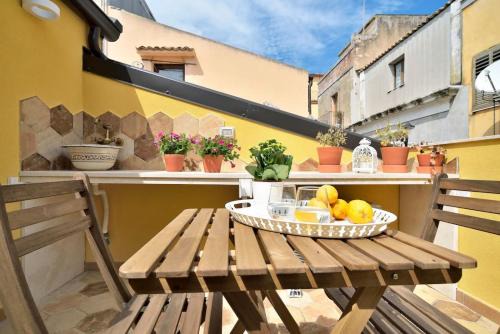 Ragusa Apartamento | Ragusa exclusive flat with terrace & BBQ