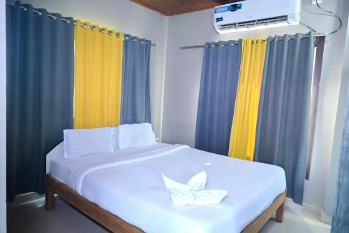 Neora Complejo | Rahaman Farm House