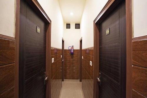 Azadpur Hotel | Rainbow Inn