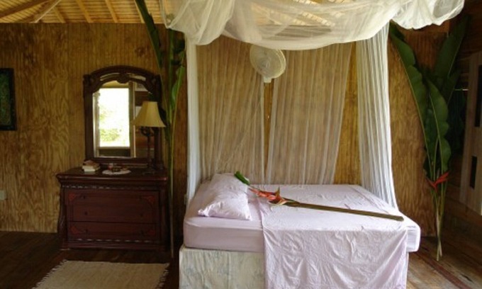 Parlatuvier Cabina | Rainbow lodge Caribbean Romance, cascada privada y playas aisladas -