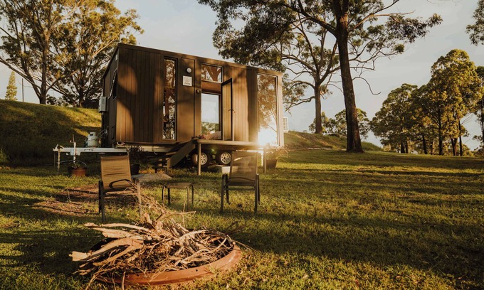 Rainbow Flat Casa | Rainbow Retreat 1 by Tiny Away