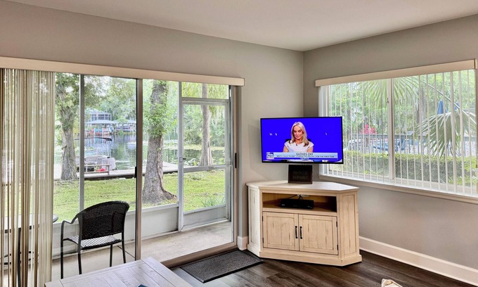 Dunnellon Condominio | Área de Dunnellon Fl-Rainbow River -Waterfront-POR FAVOR LEA NUESTRAS EXCELENTES OPINIONES