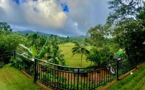 Deniyaya Apartamento | Rainforest Border Edge