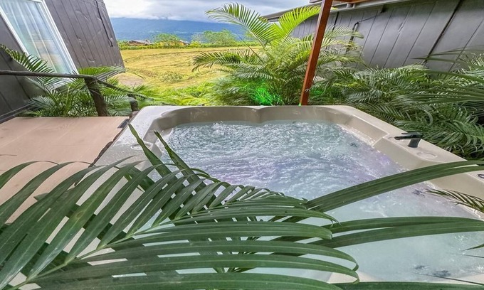 Santa Eulalia Cabina | Rainforest Eco Bliss w/Free Hot Springs Entrance