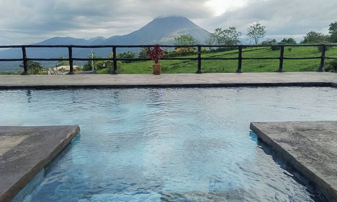 Monterrey Cabina | Rainforest Eco Tranquility Free Hot Springs Entry.