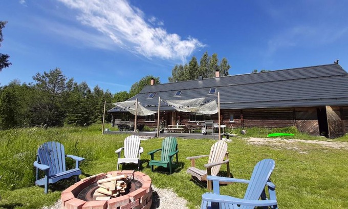 Viljandi County Casa | Raistiko Talu- Farmhouse, off-grid cabin and more