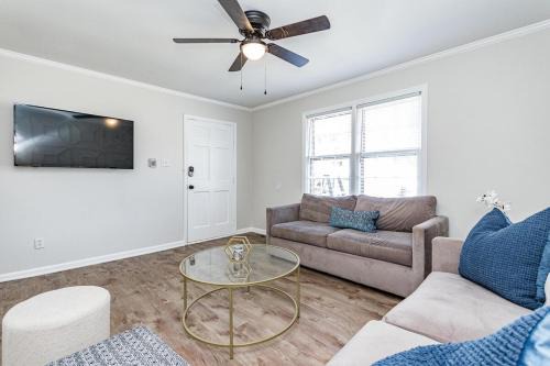Southwest Raleigh Casa | Raleigh house w master suite - 4min to Fenton