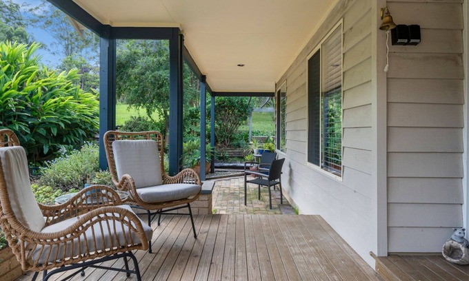 Raleigh Casa | Raleigh Retreat - Enjoy rustic charm with modern comforts