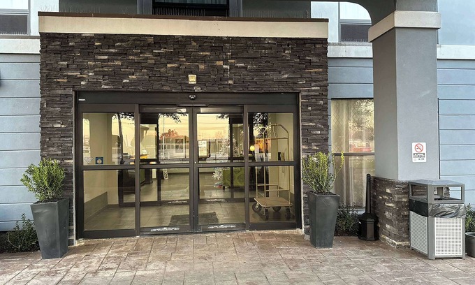 Burkburnett Hotel | Ramada by Wyndham Burkburnett / Wichita Falls