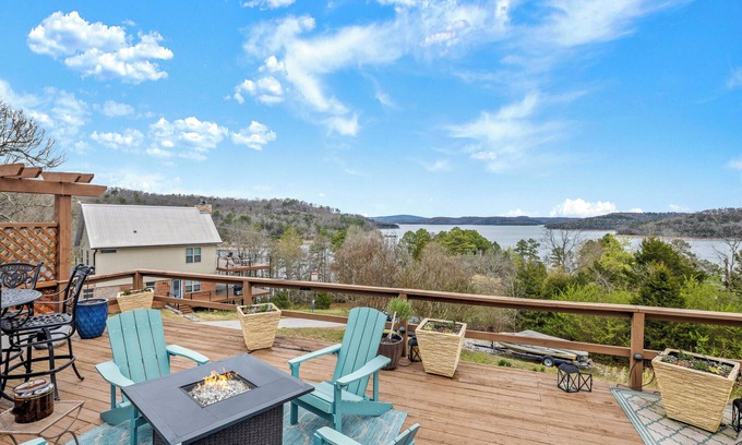 Rambo Riviera Casa | Rambo's Adventure & Relaxation