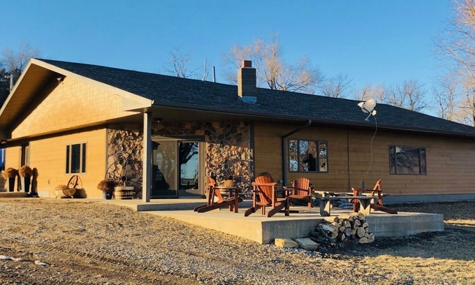 St. Charles Cabina | Ranch Getaway, colinas ondulantes de Dakota del Sur