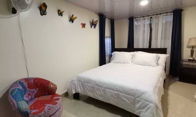 Alajuela Cama Y Desayuno | Rancha Azul Inn