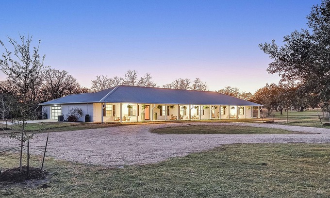 Round Top Casa | RanchHouze in Round Top
