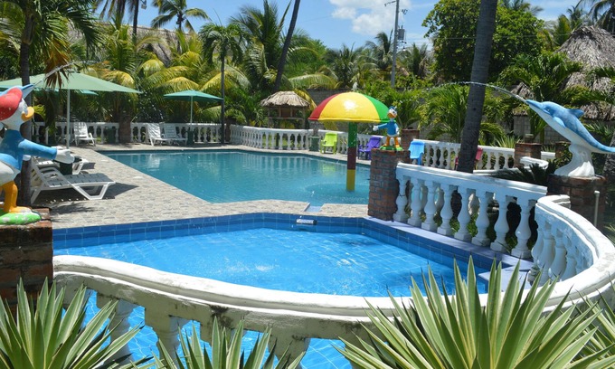 San Luis Talpa Cama Y Desayuno | Rancho Elizabeth Pacifico Azul