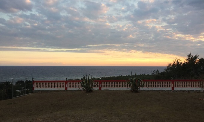 Cienfuegos Casa | Rancho Luna Villa 2