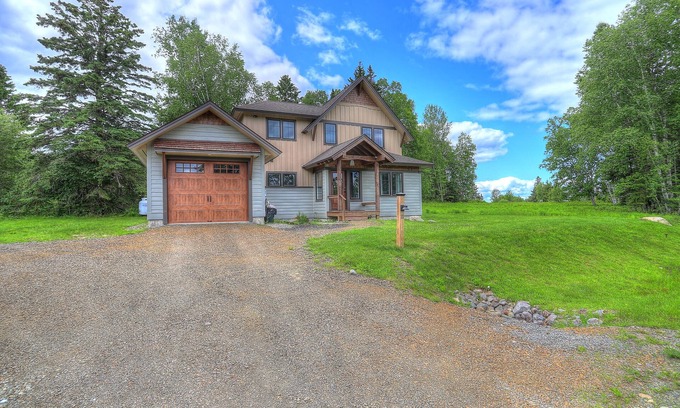 Rangeley Casa | Rangeley Daydream - with shared beach on Rangeley Lake