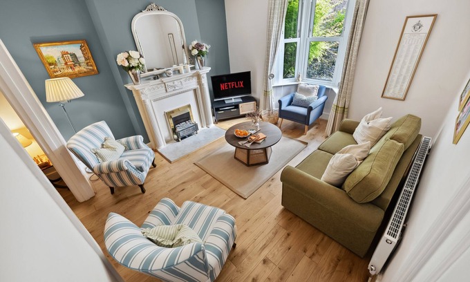 Winchester Casa | Rapunzel on Tower Stunning Period House in Central Winchester