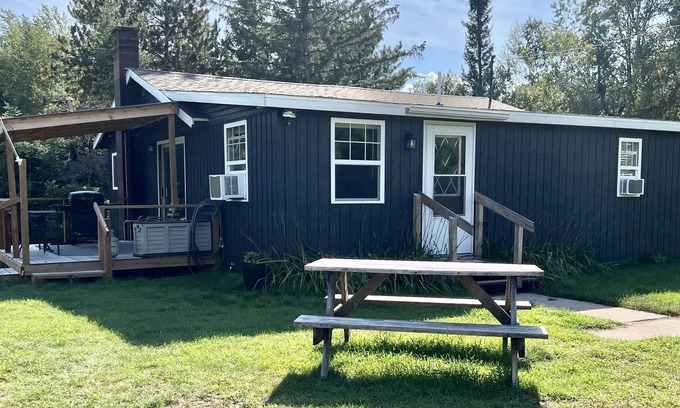 Amberg Cabina | Rare 3 BR cabin on the trail